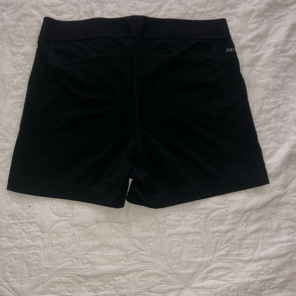 Nike Pro Black Spandex Shorts - Picture 3 of 3